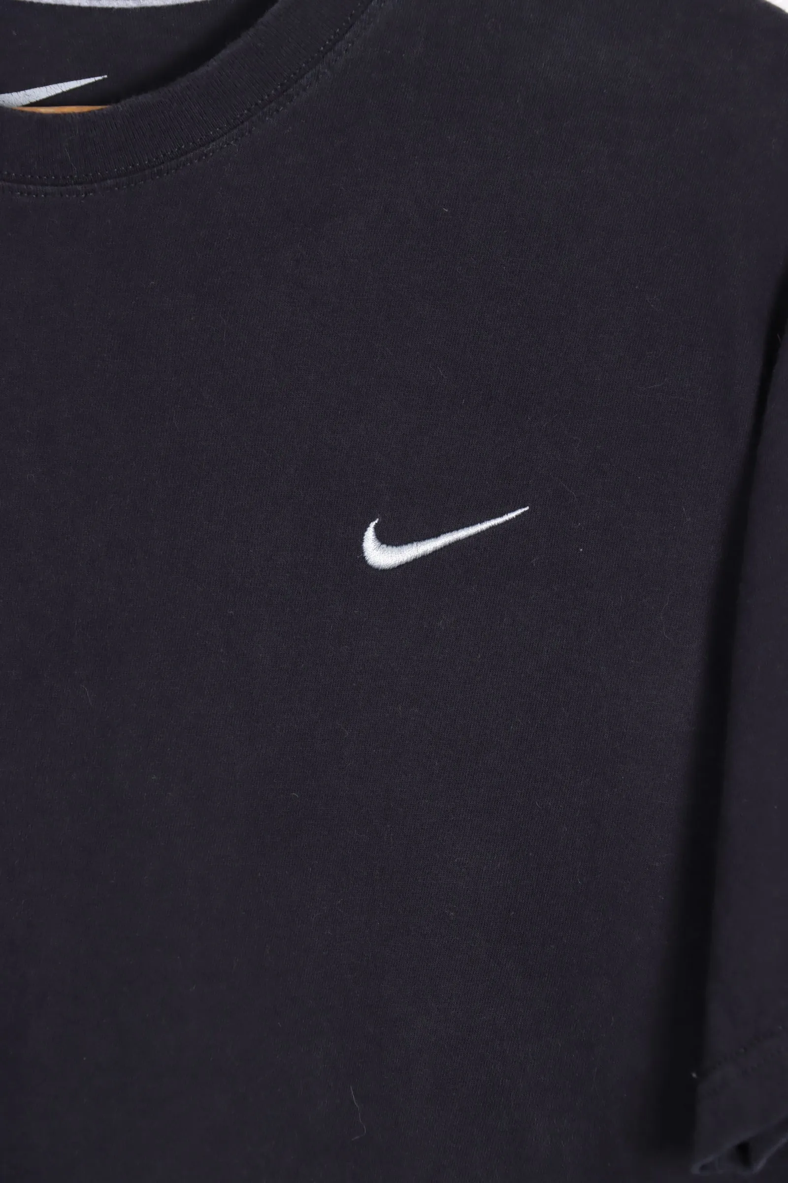 Black NIKE Classic Grey Embroidered Swoosh Tee (L)