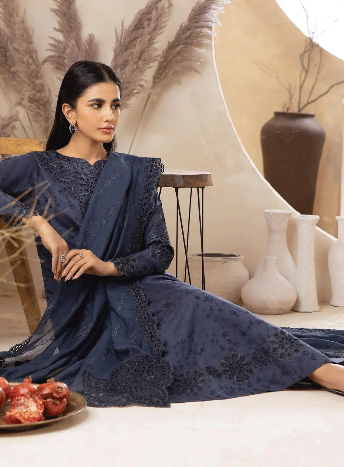 Iznik Embroidered Viscose Unstitched 3 Piece Suit - IZ23LW ILW-02 DEMURE