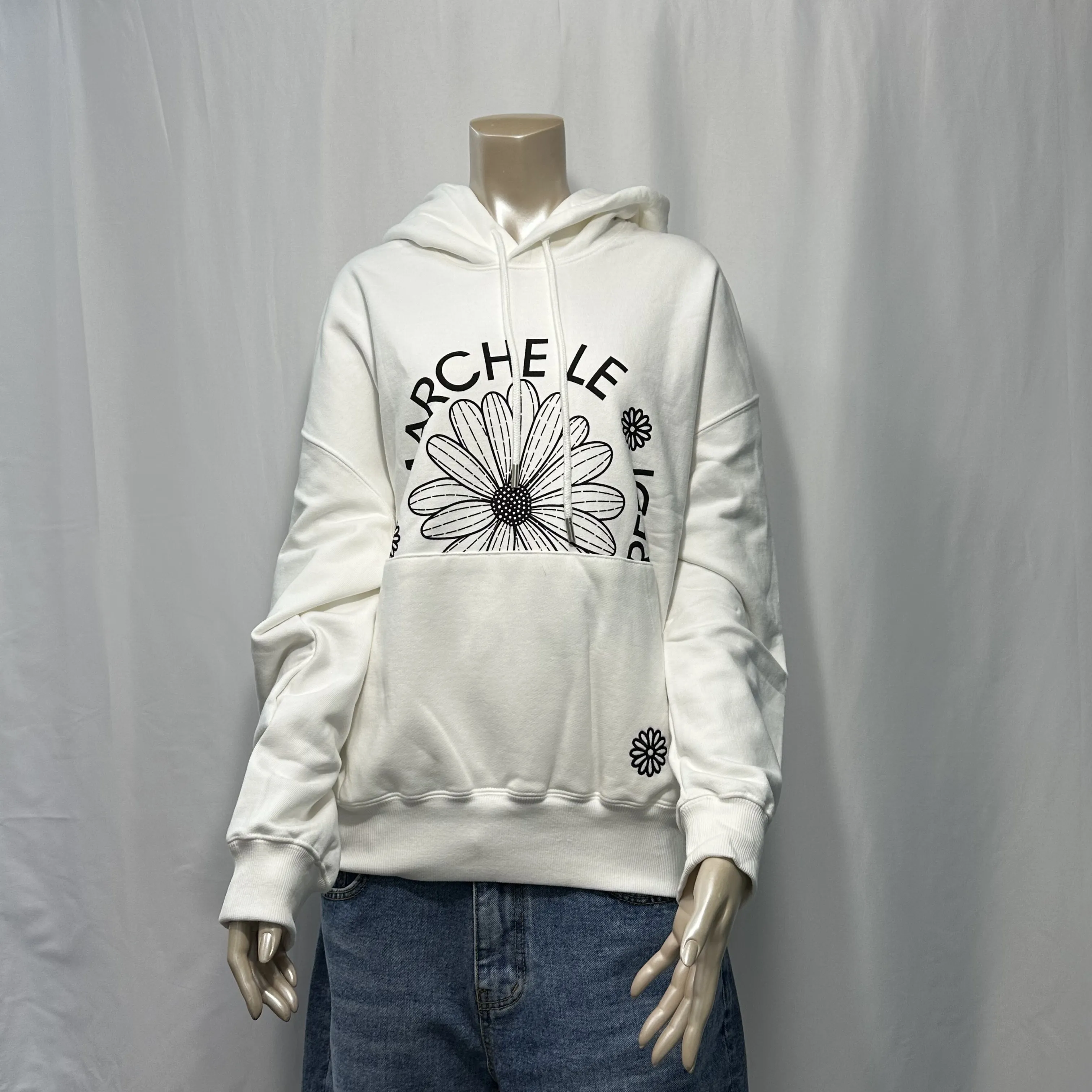 Mardi Mercredi  |Street Style Logo Hoodies & Sweatshirts