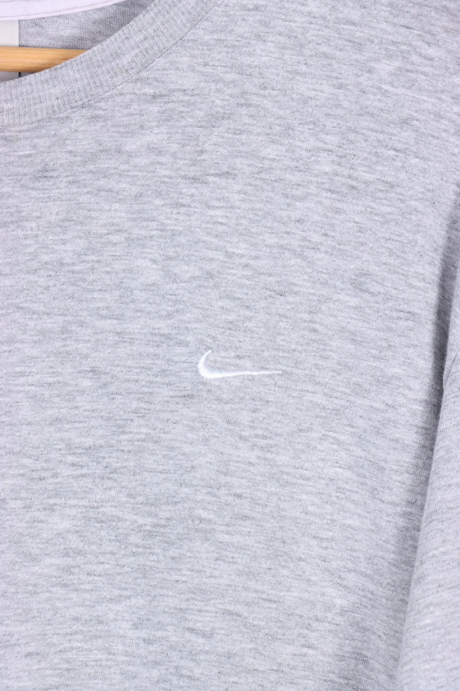 NIKE Grey Marle Embroidered Basic Tee (XL)