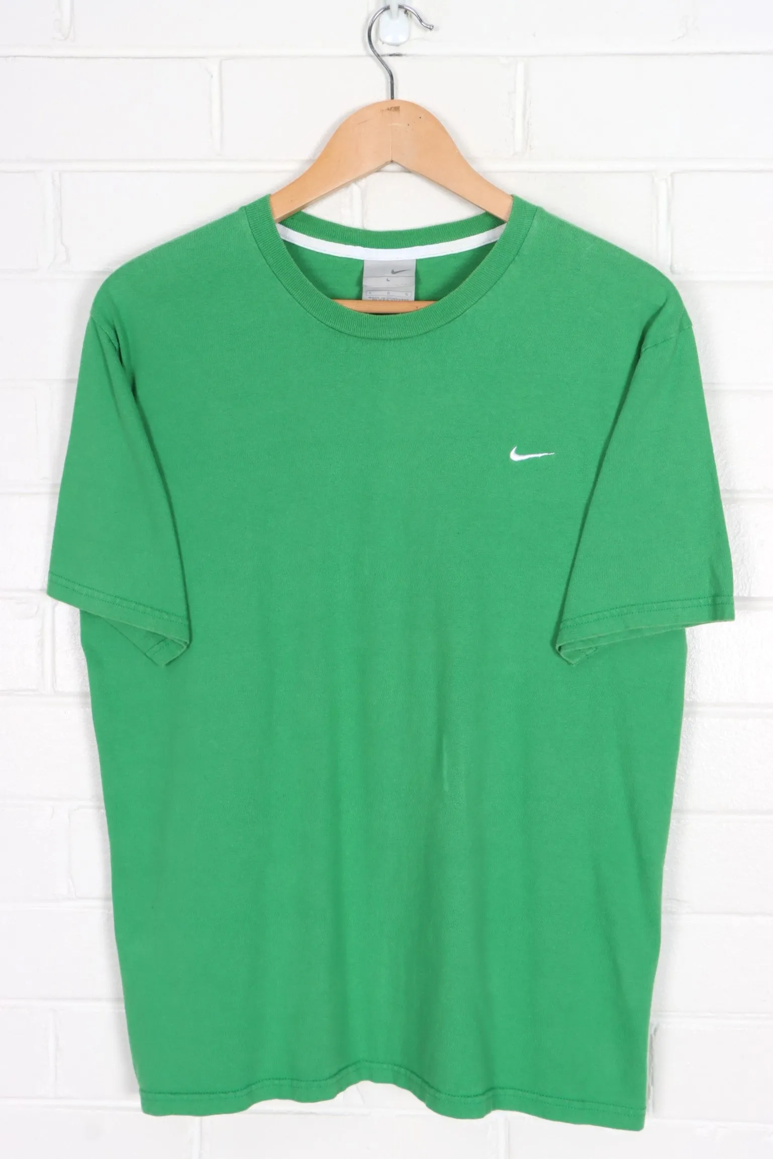 NIKE Swoosh Logo Green Casual T-Shirt (M-L)