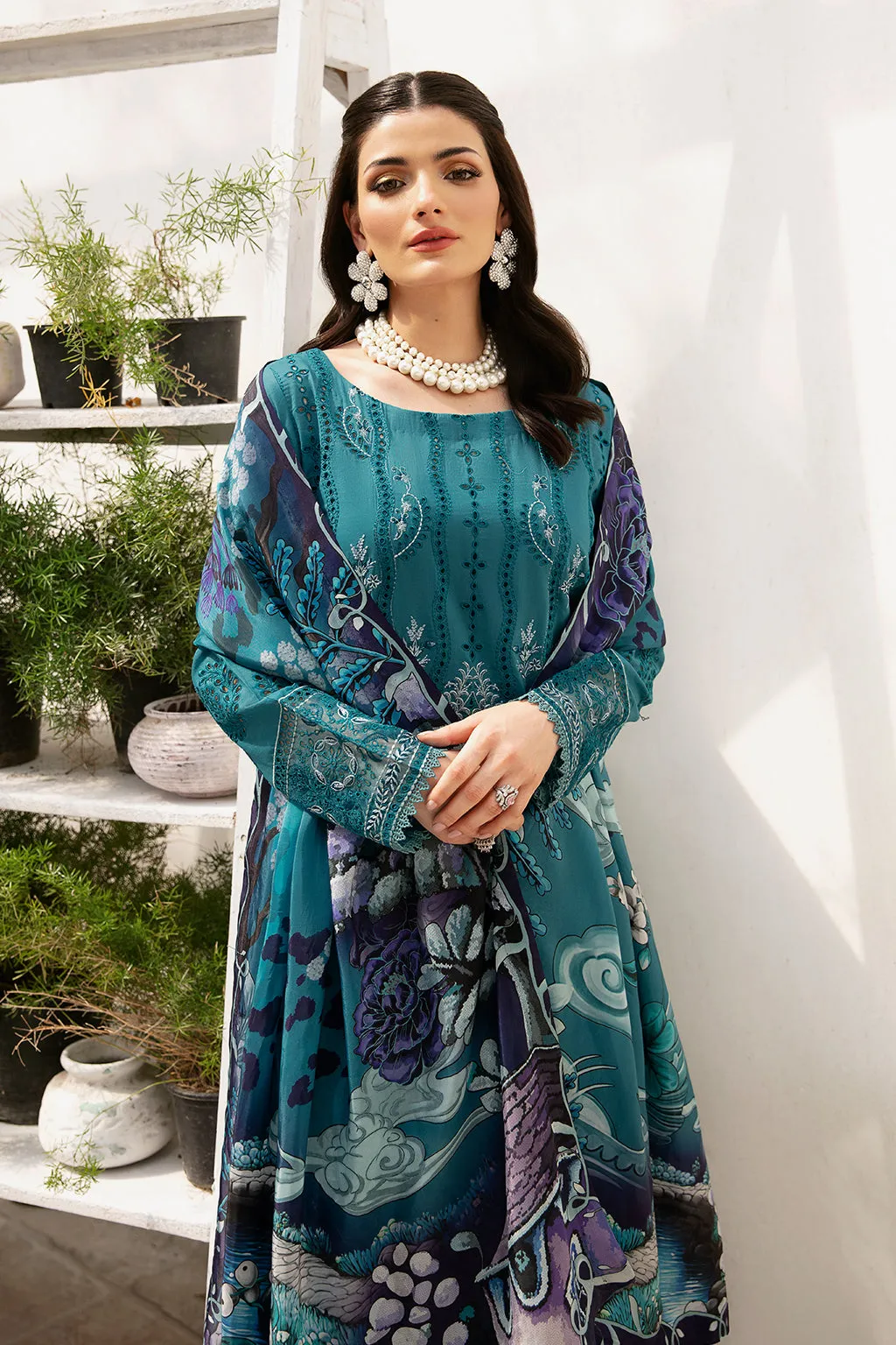 Ramsha Andaaz Vol-09 Embroidered Luxury Lawn Unstitched 3Pc Suit Z-902