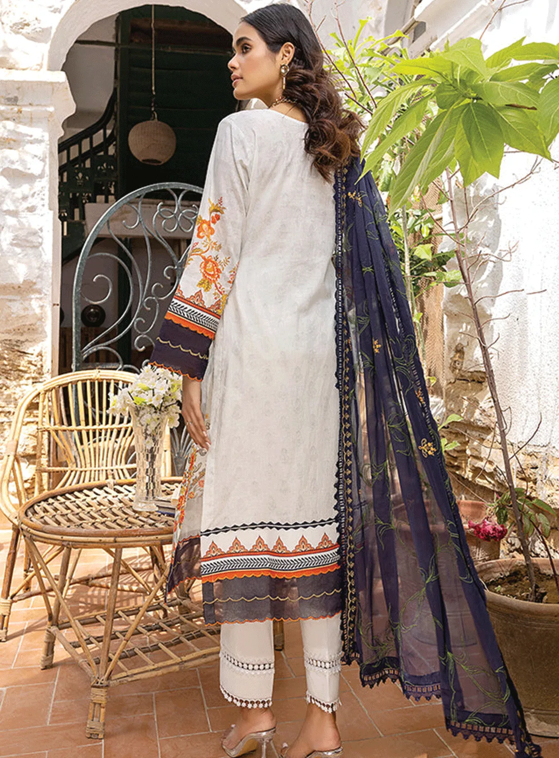 Rung By Al Zohaib Embroidered Lawn Unstitched 3 Piece Suit - AZ23EE 02