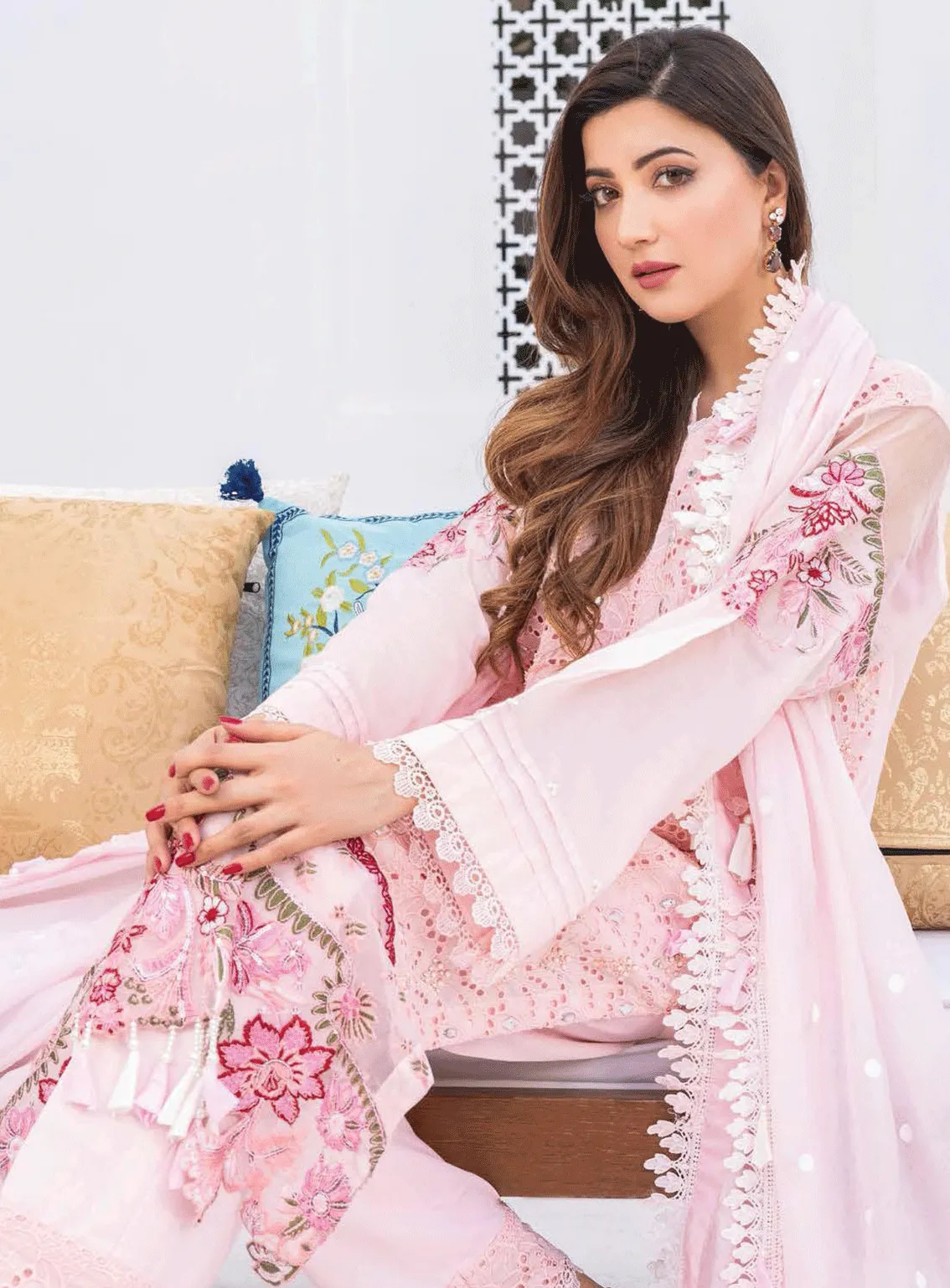 Rungkari By Mahiymaan Embroidered Lawn Unstitched 3 Piece Suit - AZ23RM A01