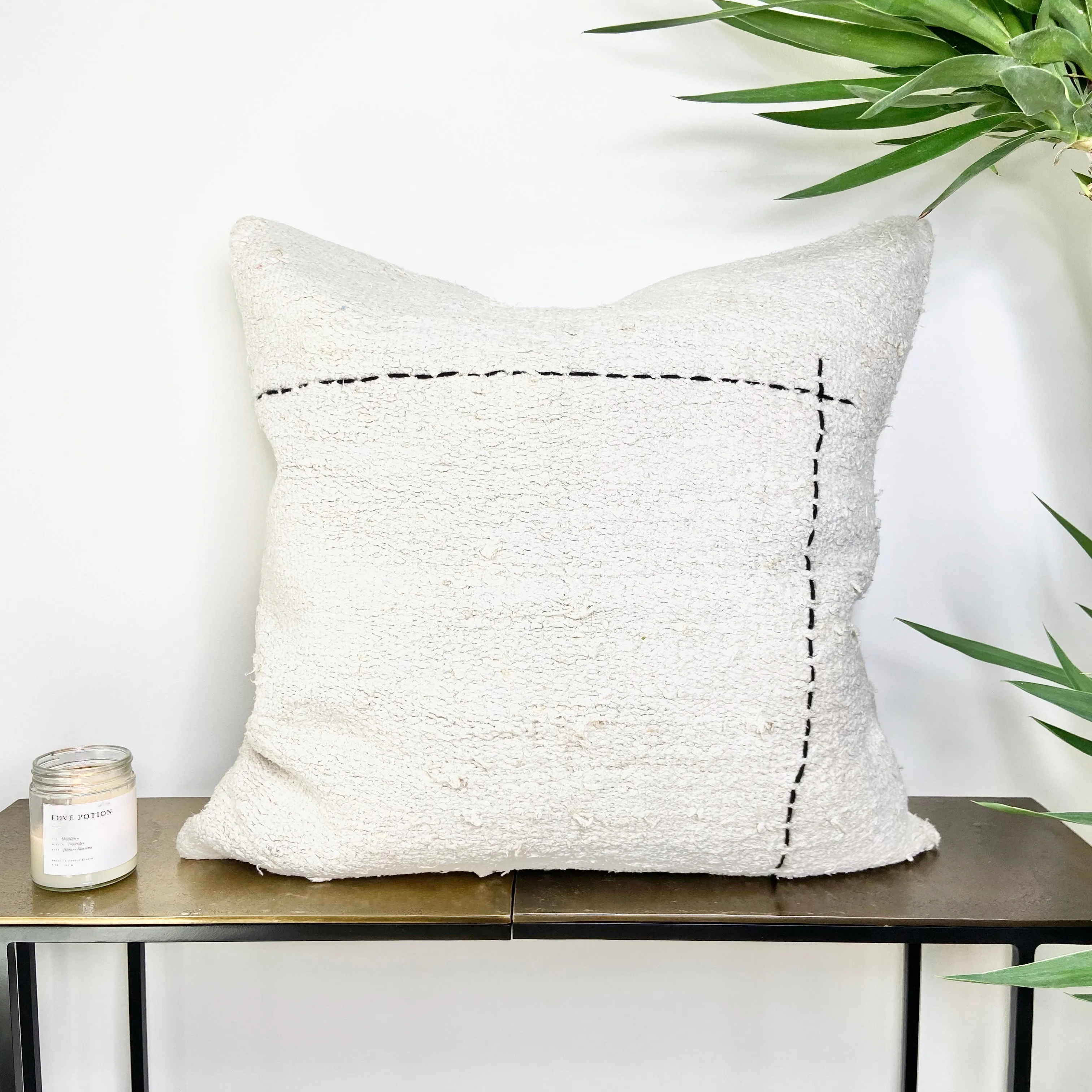 Turkish Hemp Throw Pillow - Corner